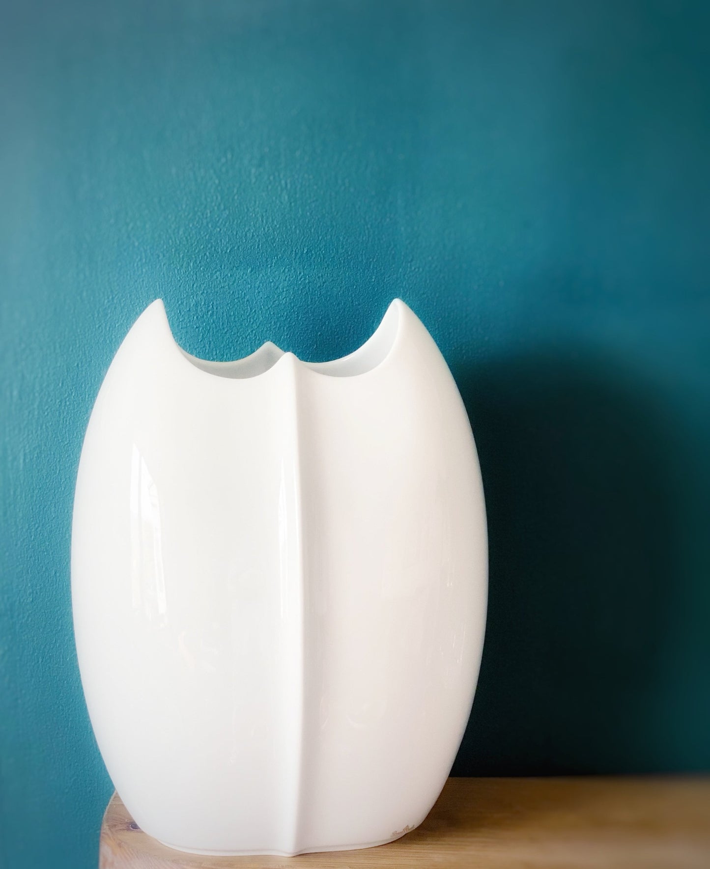 Elegant Lino Sabattini Vase for Rosenthal - Vintage Modernist Piece All White Decor