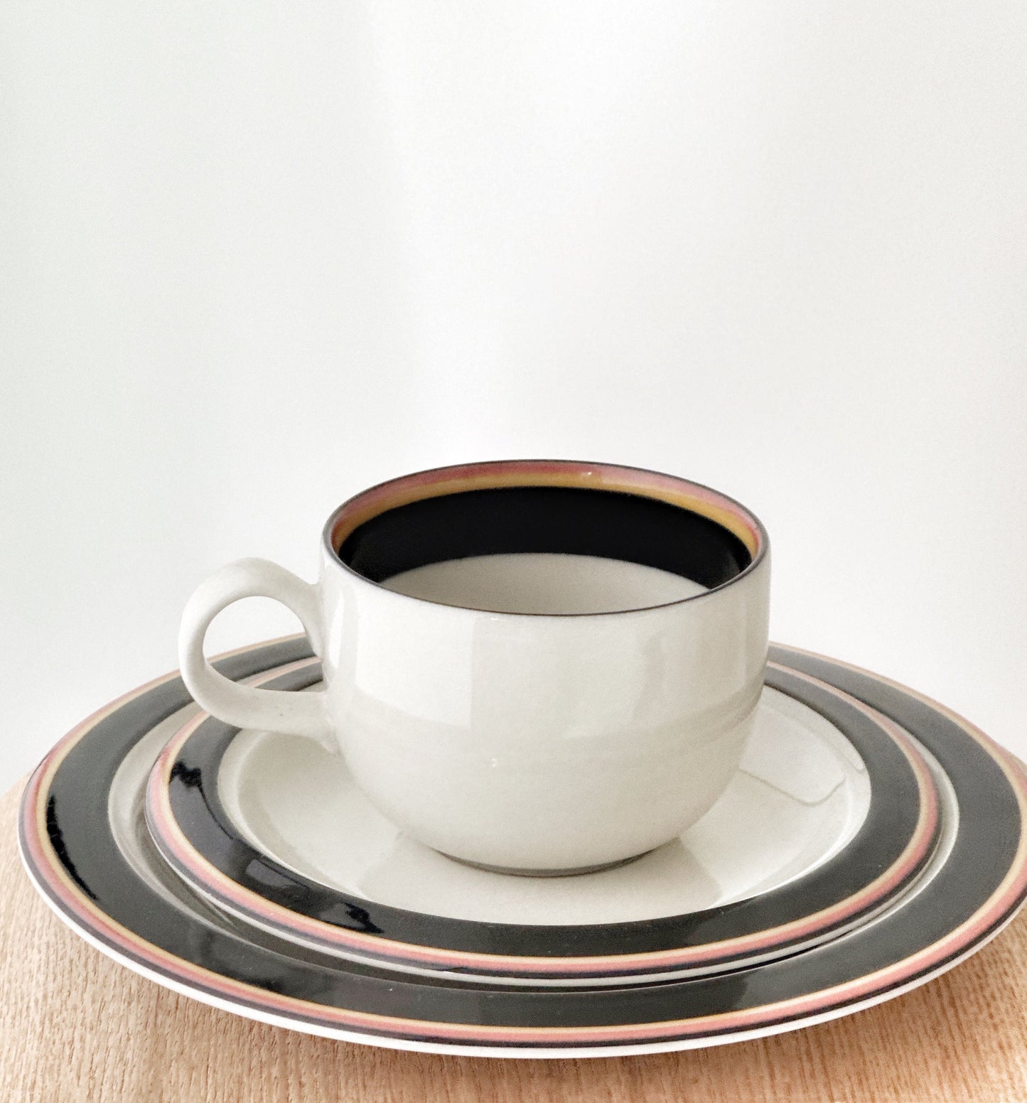 Arabia Reimari Coffee Setting + Mug Design, Inkeri Leivo. 1980's. Finland Scandinavian Design