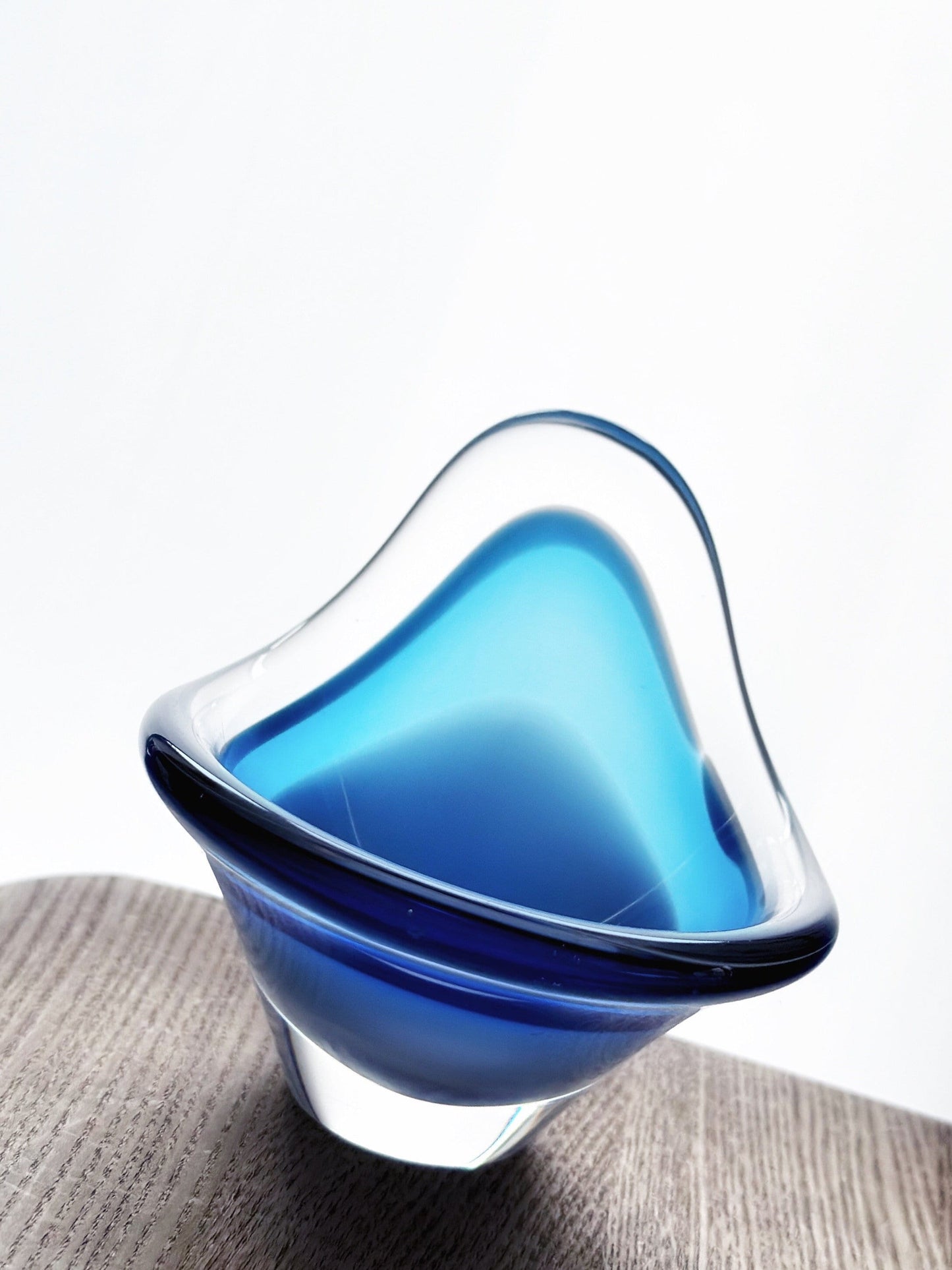 Flygsfors ‘Coquille’ Cased Bowl Blue and Clear Glass 1960s