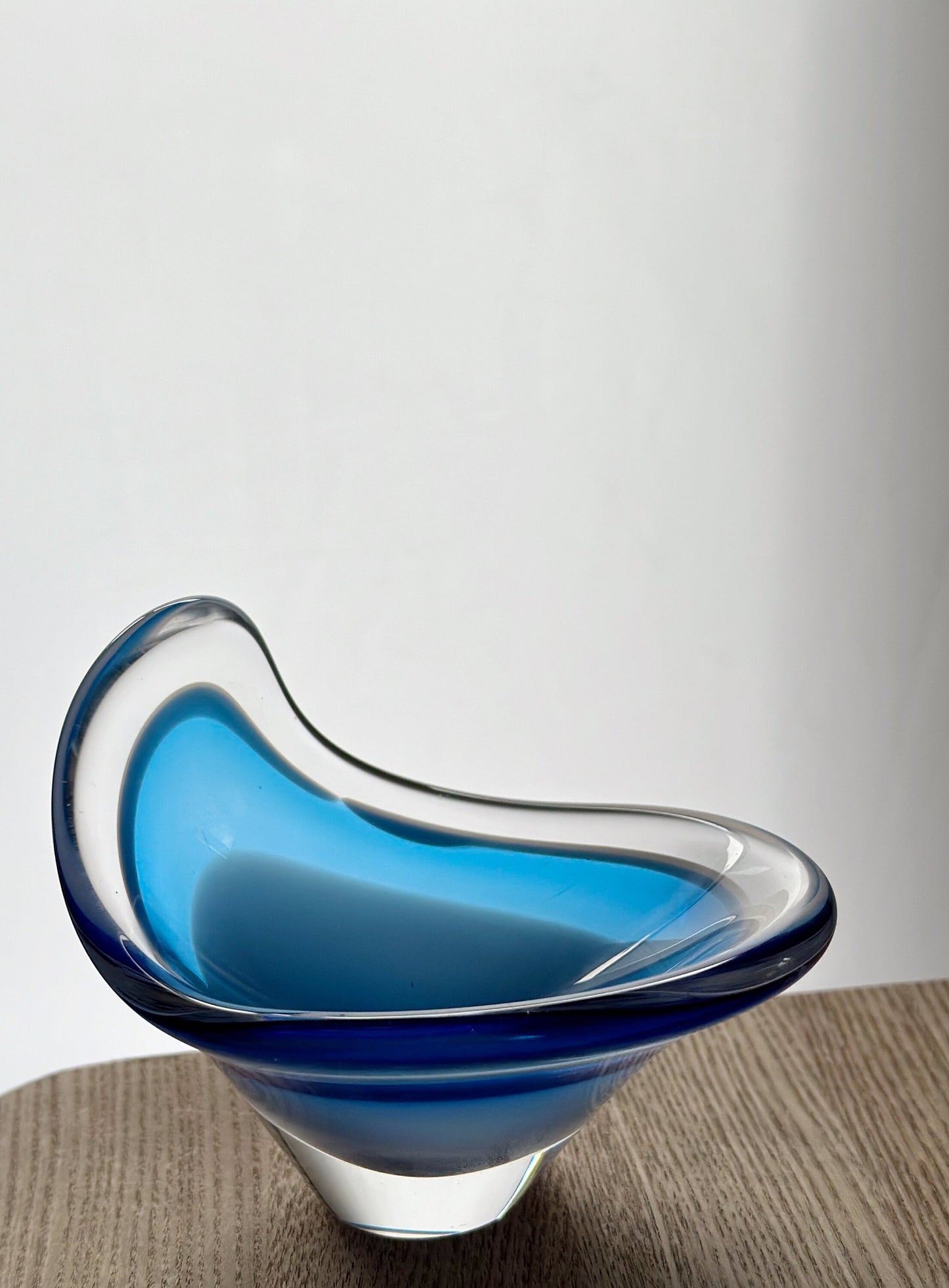 Flygsfors ‘Coquille’ Cased Bowl Blue and Clear Glass 1960s