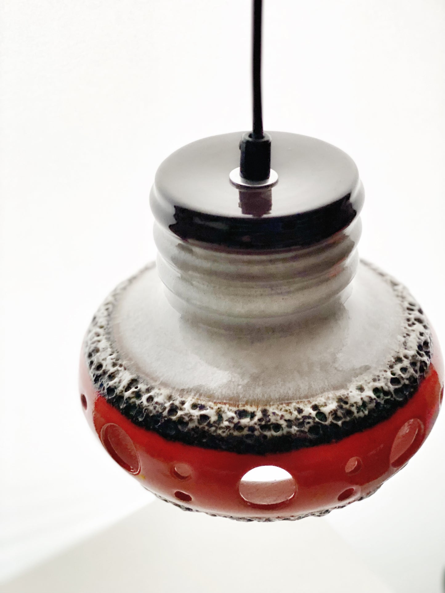 Herda Ceramic Volcanic Lava UFO 3 Light Pendant 1970s