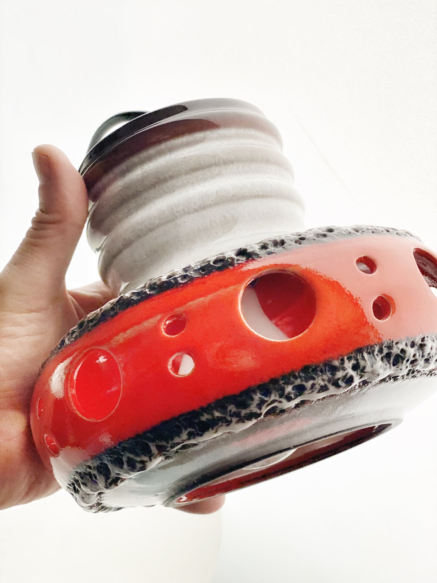 Herda Ceramic Volcanic Lava UFO 3 Light Pendant 1970s