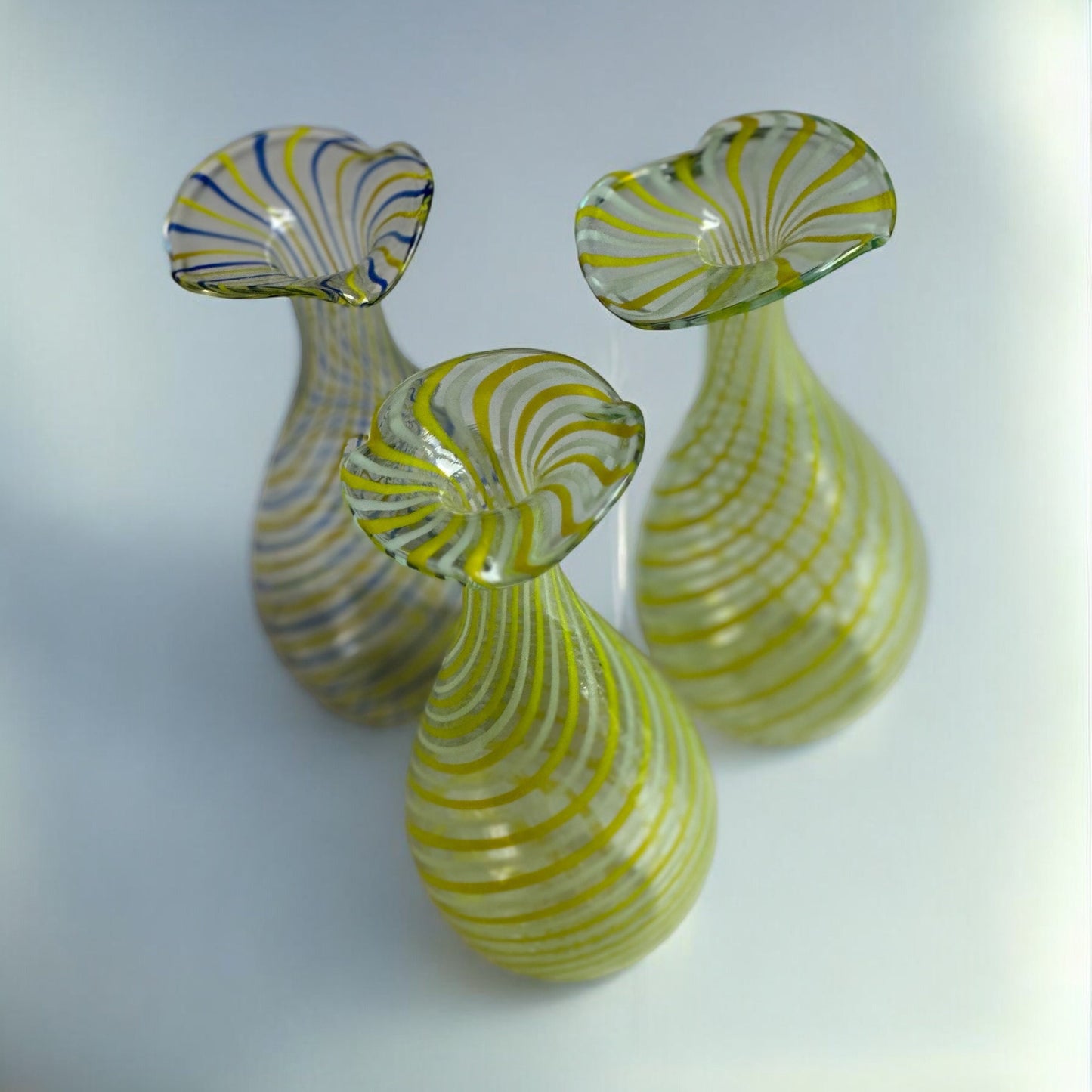 1960s Lauscha vases / table vase / thread glass pattern / empoli influence