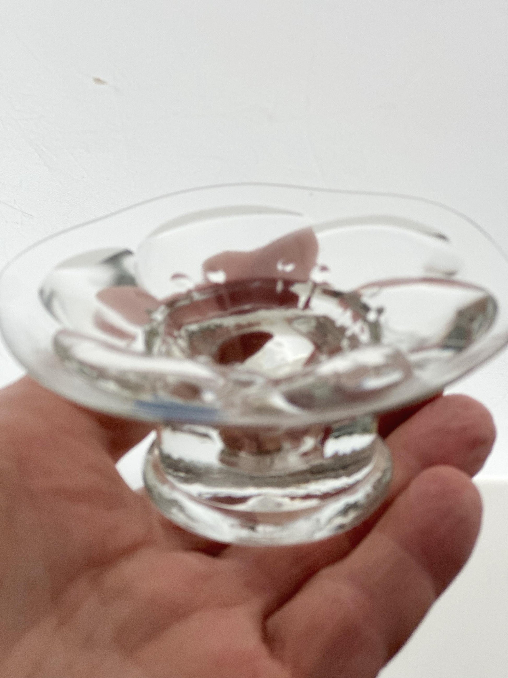 Pair of Nuutajärvi Lumme Tealight Holders by Kerttu Nurminen, Finland