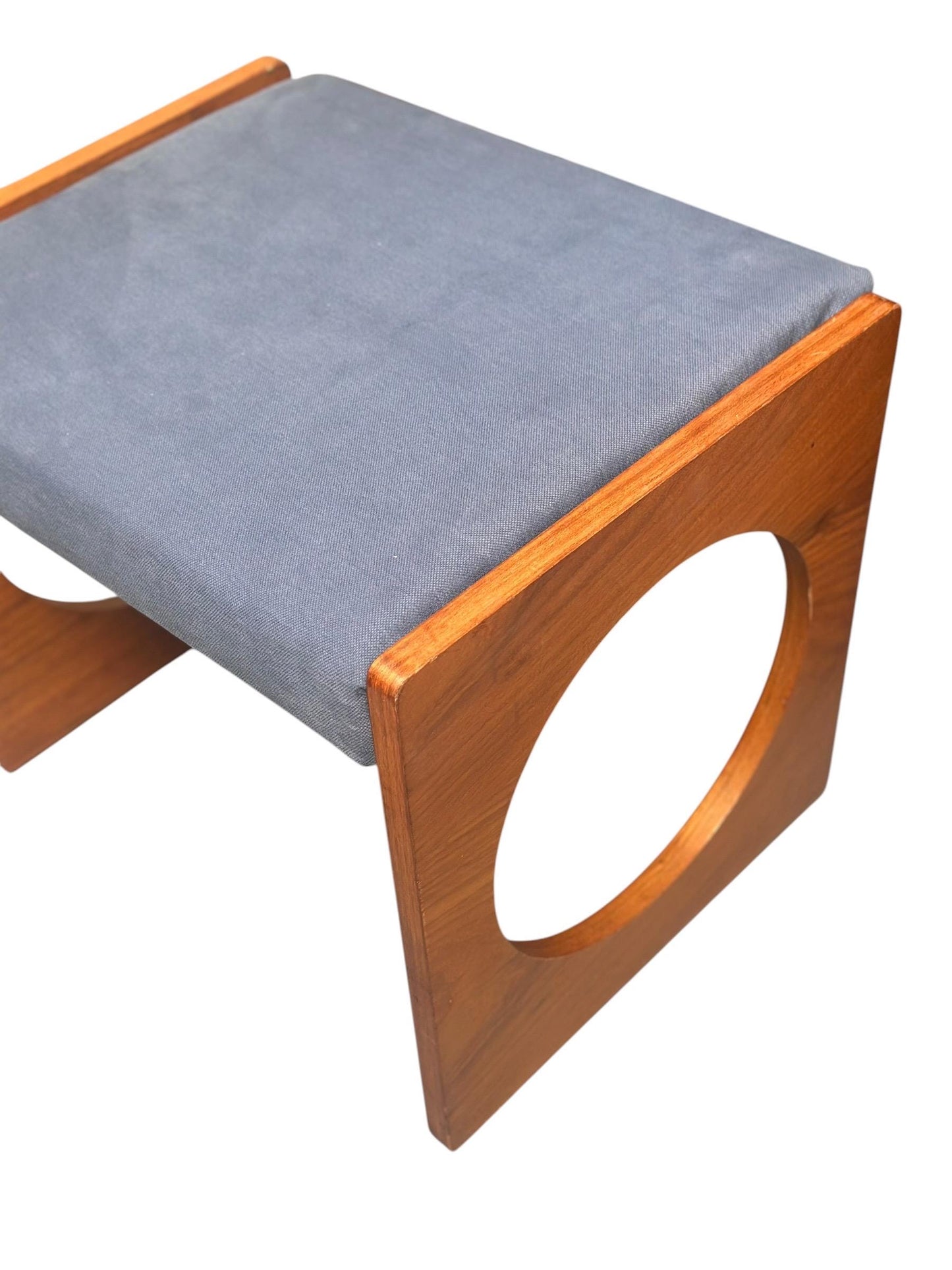 Mid Century Uniflex “F Range” Teak Stool / Footstool, c.1960s (with original advert)
