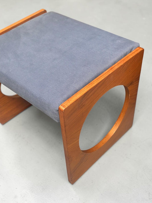 Mid Century Uniflex “F Range” Teak Stool / Footstool, c.1960s (with original advert)