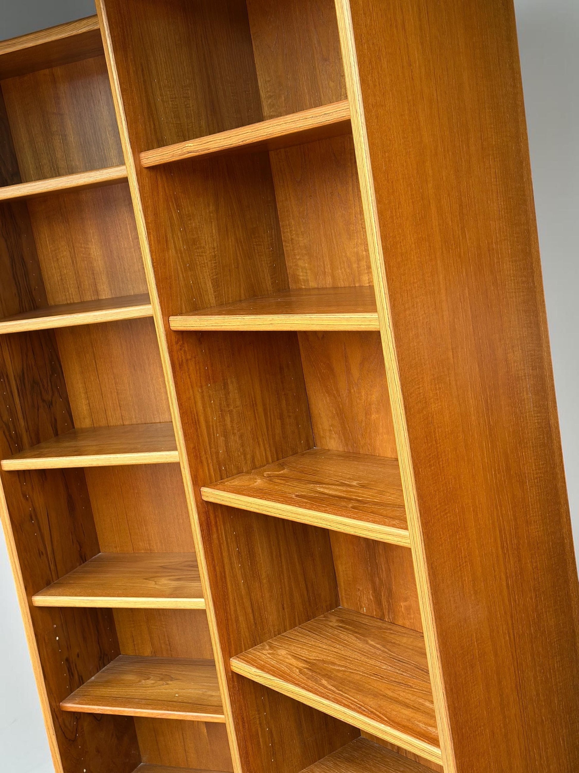 Pair of Danish Teak Bookcases | Uldum Møbelfabrik | 1960s–70s | Mid Century Modern Storage