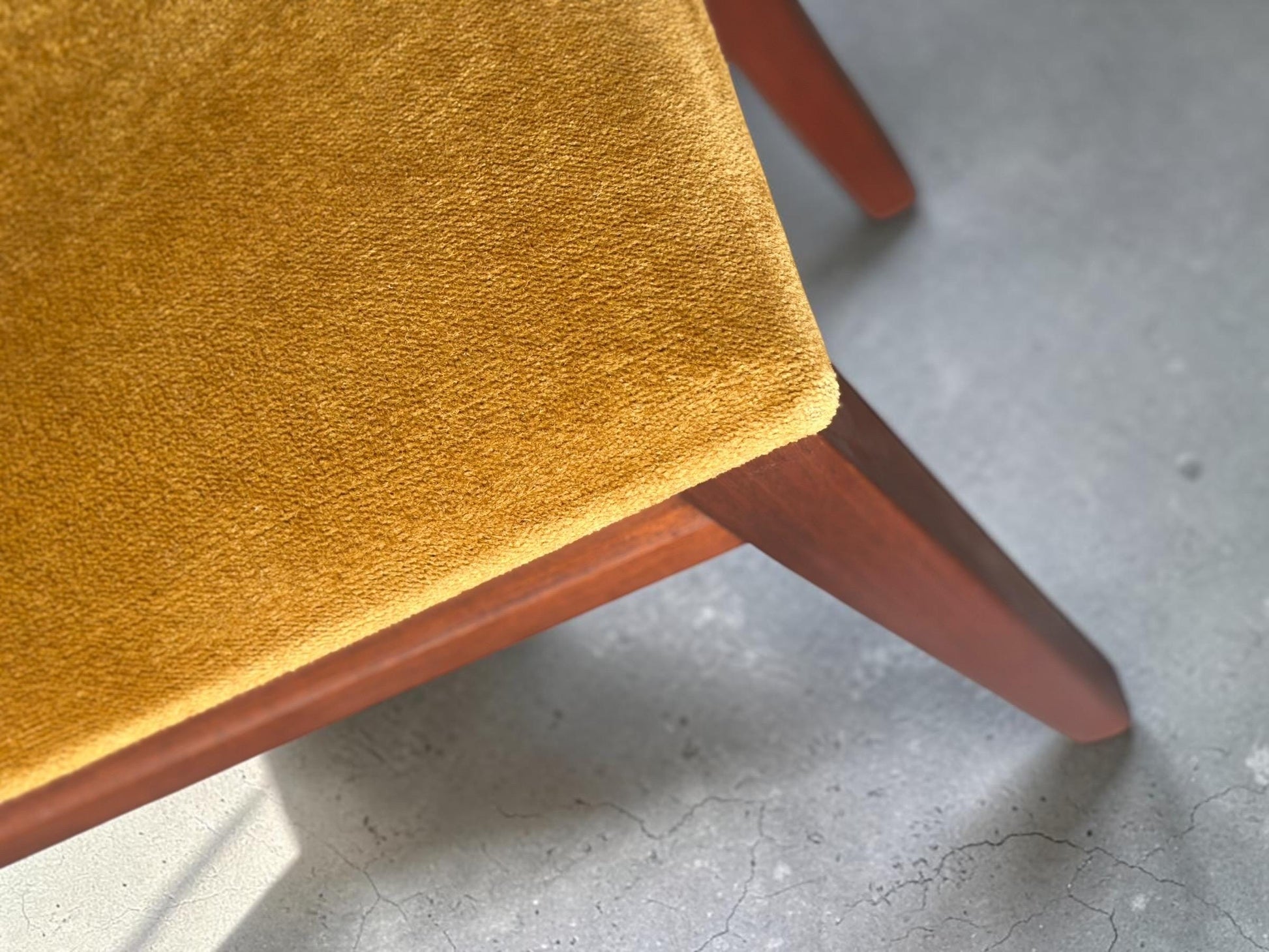Wilson Peck Sheffield Mohair-Style Velour Piano Duet Stool / Storage Bench