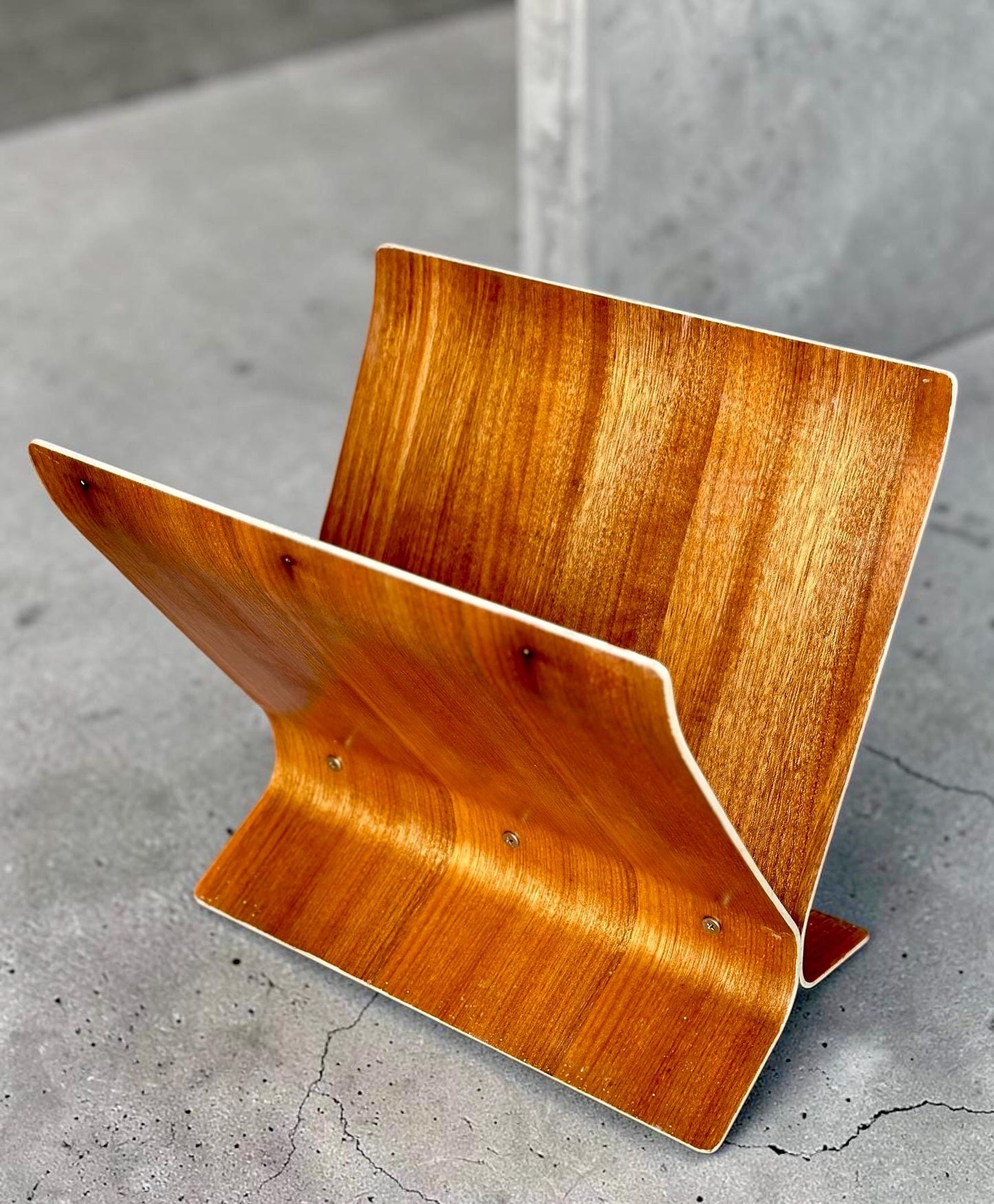 Vintage Umbra Bentwood Magazine Rack — Paul Rowan, 1980, Teak Veneer