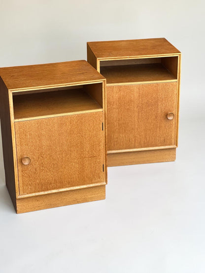 Vintage Meredew Oak Bedside Cabinets, Mirrored Mid Century Pair