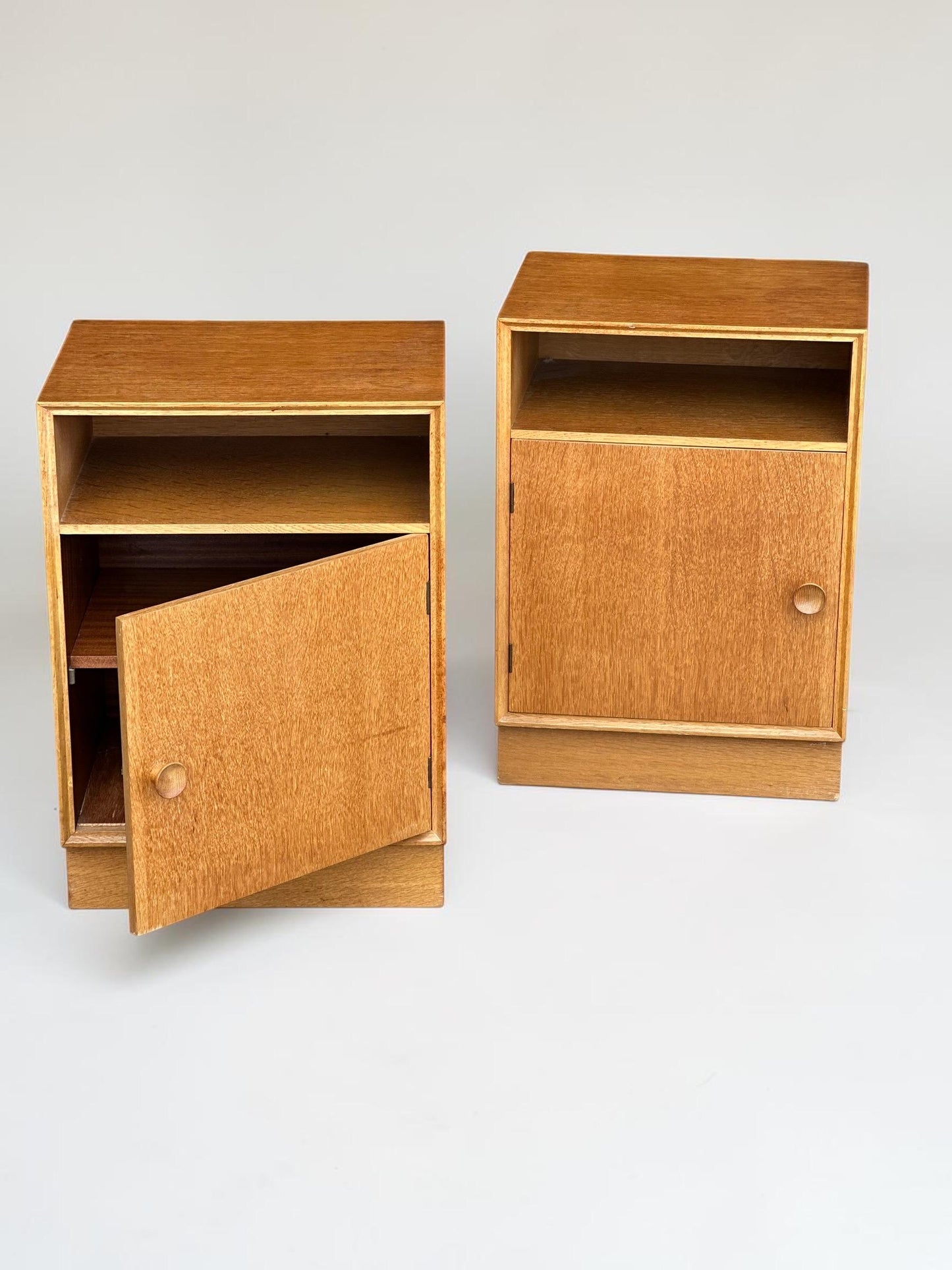 Vintage Meredew Oak Bedside Cabinets, Mirrored Mid Century Pair