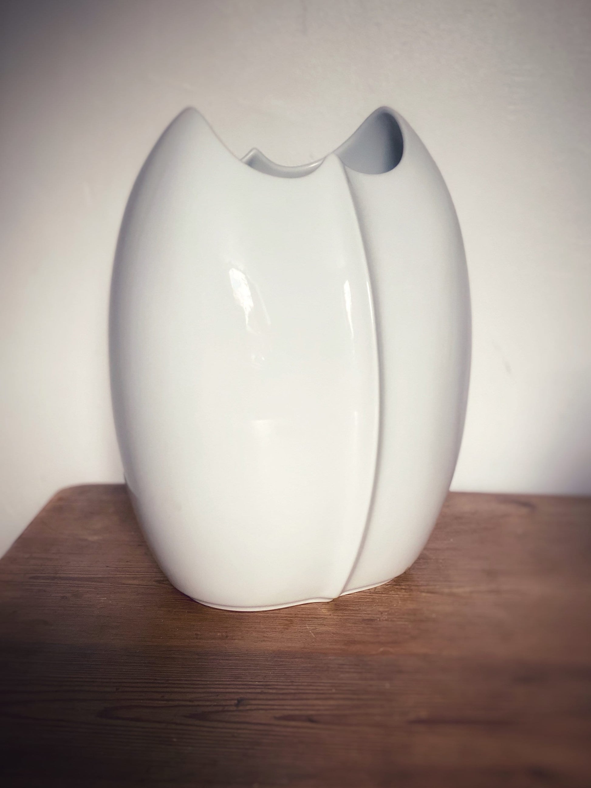 Elegant Lino Sabattini Vase for Rosenthal - Vintage Modernist Piece All White Decor