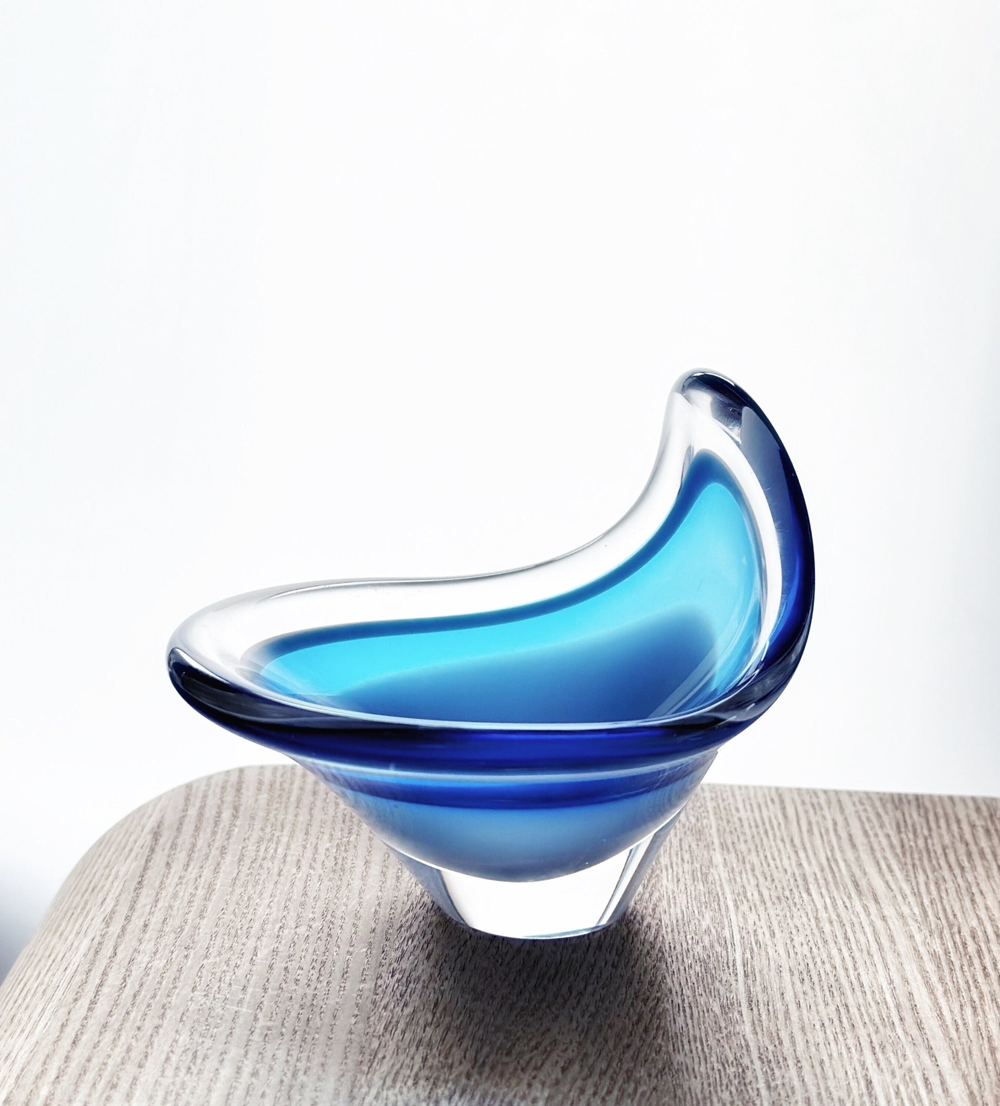 Flygsfors ‘Coquille’ Cased Bowl Blue and Clear Glass 1960s