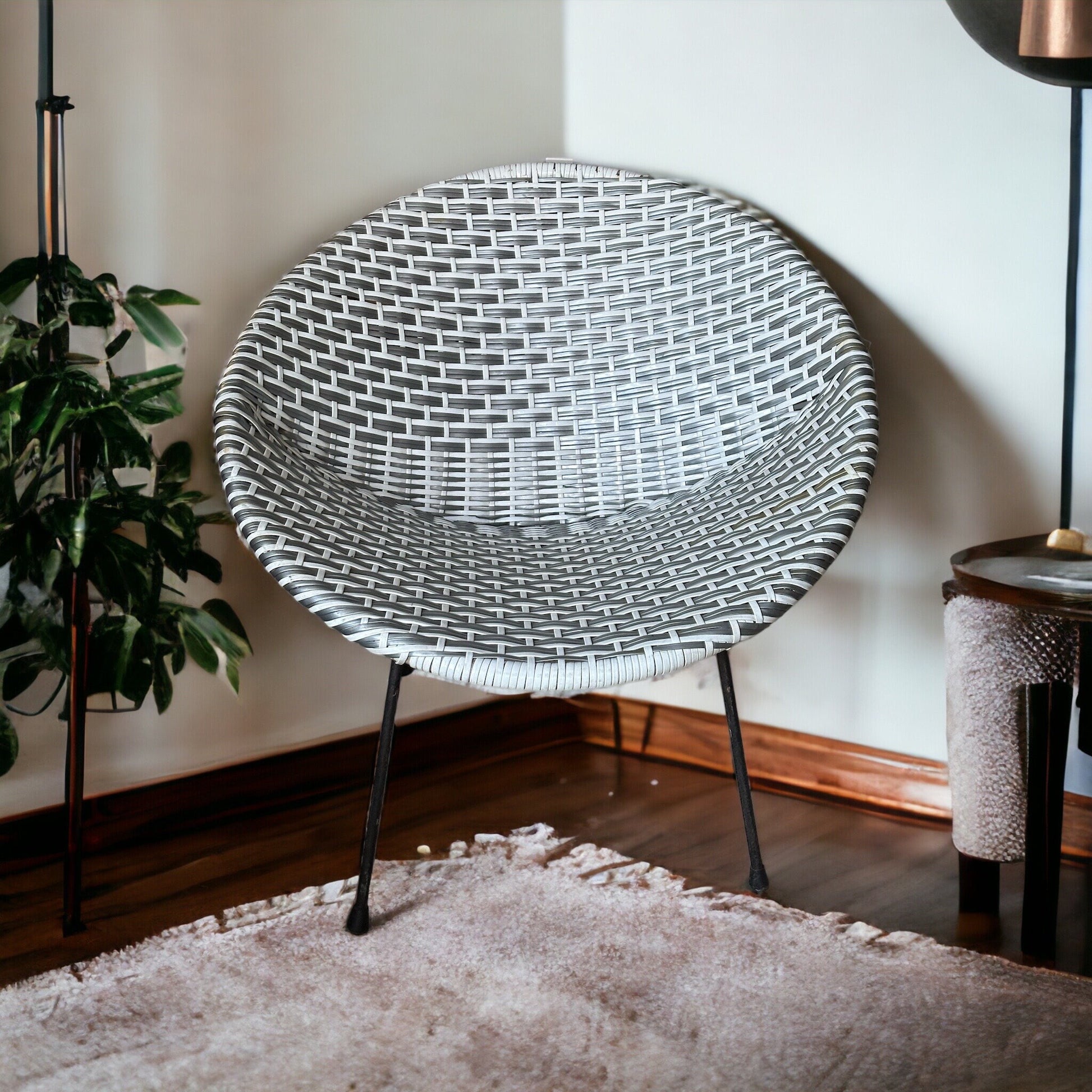 Vintage 1950’s Sputnik Satellite Woven Vinyl Chair in White and Silver