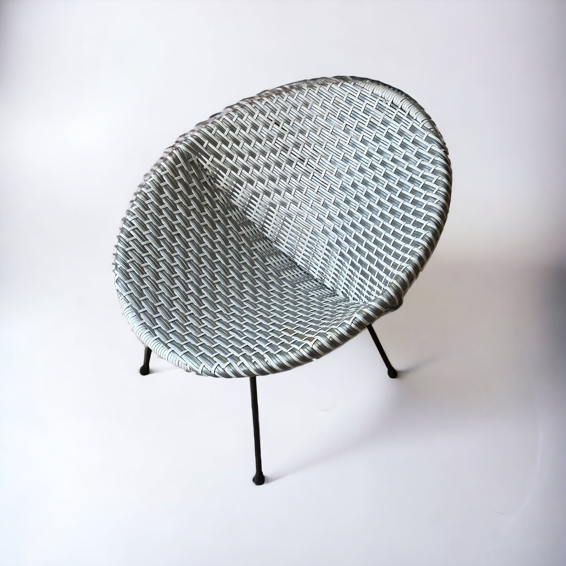 Vintage 1950’s Sputnik Satellite Woven Vinyl Chair in White and Silver