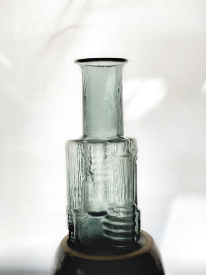 Per Olof Strom vase for Alsterfors Glasswork