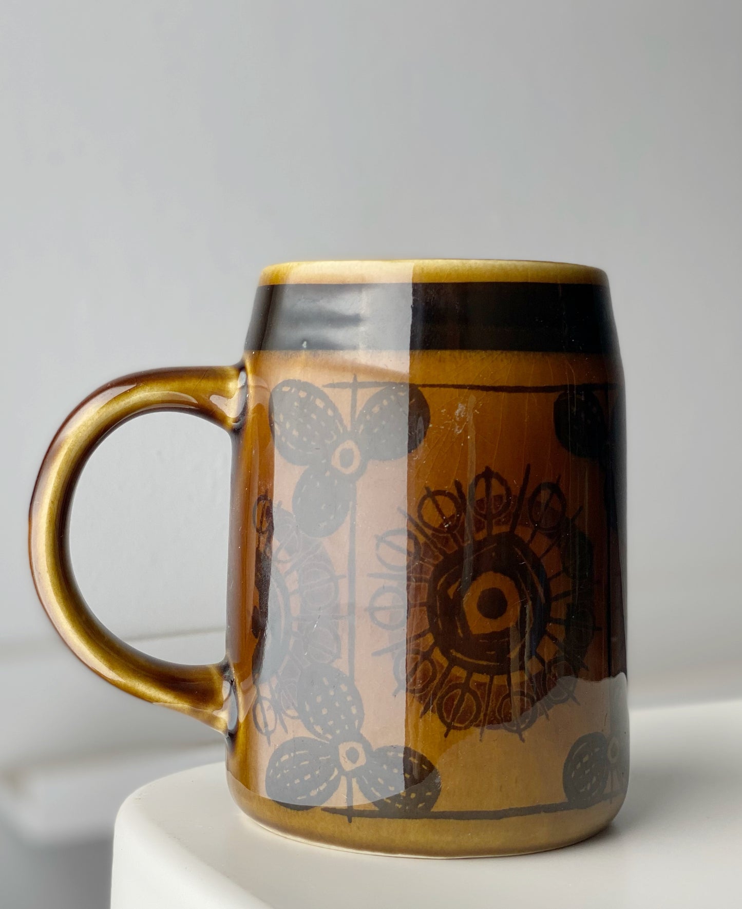 Vintage mug Sera pattern by Inger Waage for Stavangerflint of Norway 1968